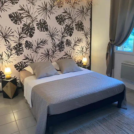 Avec 公寓 Saint-Avit-Sénieur